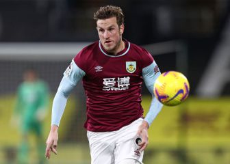 El Burnley se aferra a Wood