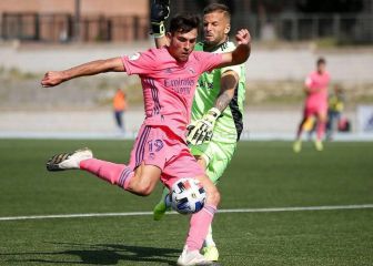 Hugo Duro: el 'killer' del filial que Zidane lleva a Milán viaja con sus apuntes de ingeniero