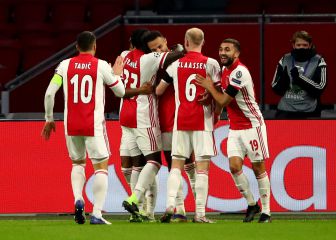 El Ajax baila al son de Tadic
