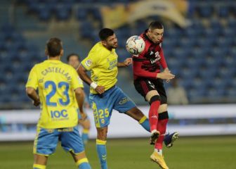 El Mirandés ahoga a Las Palmas y roza la zona de playoff
