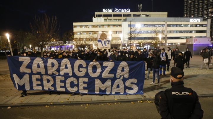 'Zaragoza merece más'