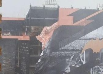 El temporal arranca la lona gigante de Mestalla