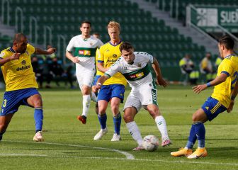 Boyé lo hace casi todo