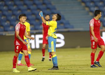 El Sporting busca pescar en el río revuelto de Las Palmas