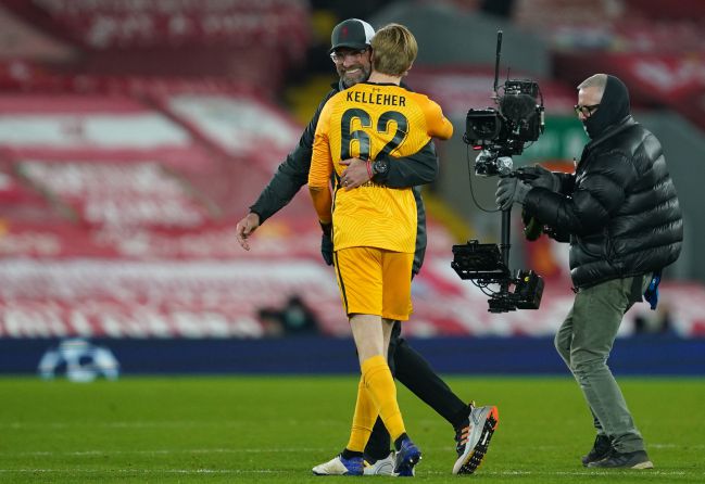 La peculiar historia de Caoimhin Kelleher, el portero que salvó al Liverpool ante el Ajax