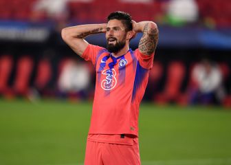 Giroud le saca los colores al Sevilla