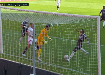 En Twitter no tuvieron piedad con él: el 'fail' de Vinicius a centímetros de la línea de gol