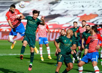 El Granada empata frente a un Huesca que ganaba 1-3 en el 88'