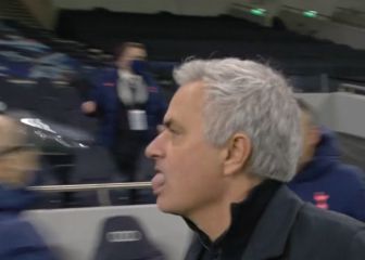 Ya forma parte del museo de celebraciones de Mourinho: Bale, sin jugar, aparece en ella