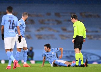 Eric García, se retira lesionado en el partido del City
