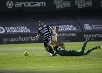 Elady se viste de Rubén Castro