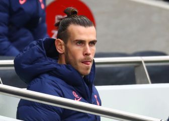 Bale keeping an eye on Zidane with Bernabéu finale in mind
