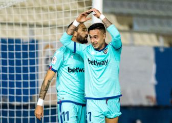 Festín granota para acabar con el sueño copero del Racing Murcia