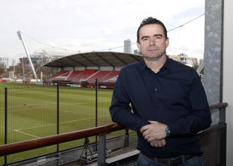 Overmars negocia para irse del Ajax: ¿se acerca al Barça?