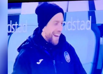 Ha enfurecido mucho a los fans del Atalanta: Papu Gómez durante el himno de la Juve...