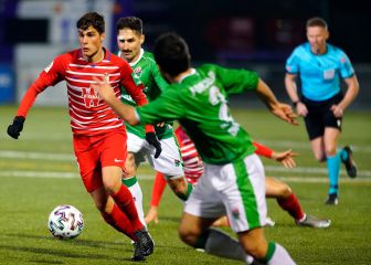 Un Granada sólido vence con goles de Kenedy y Jorge Molina