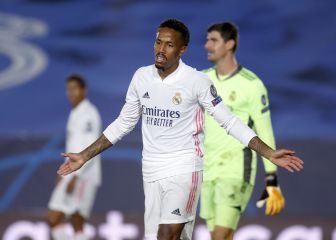 Militao se queda atrás