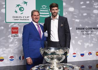 Gerard Piqué recibe de la Generalitat el premio al mérito deportivo catalán