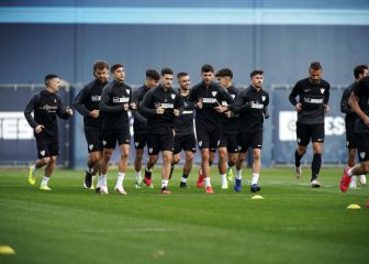 El Málaga, con solo once profesionales, recibe al Logroñés