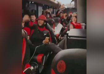 El cántico que los jugadores del Milan dedican a la Juventus