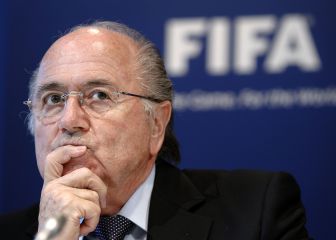 La FIFA denuncia a Blatter por 