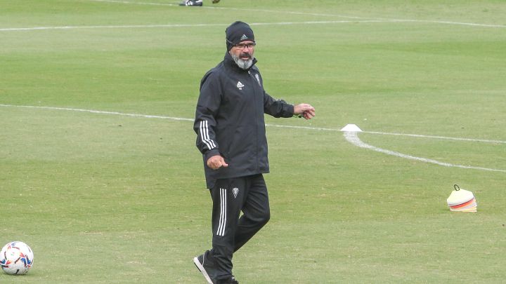 Cervera: "Habrá cambios en el equipo frente al Betis"