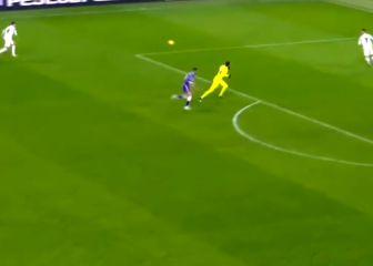 Inexplicable acción de Morata: No controla y se pierde el gol