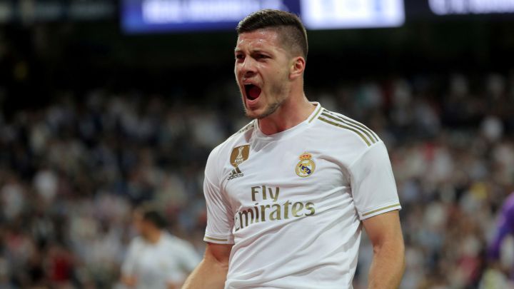 Oficial: Jovic vuelve al Eintracht