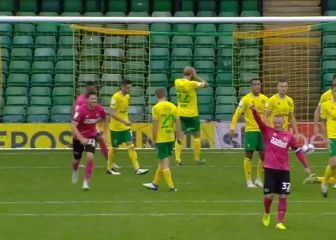 El ya histórico último gol de Rooney como futbolista