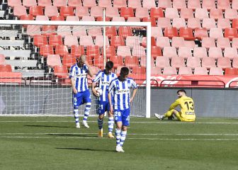 El Almería convierte el debut de Abelardo en una pesadilla