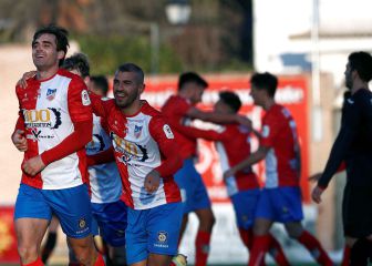 Esnáider hace historia con el Navalcarnero ante el Eibar