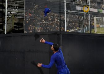 Thiago Silva regaló su camiseta y se ha metido en un lío