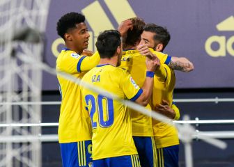 Cádiz y Levante empatan con una primera parte frenética