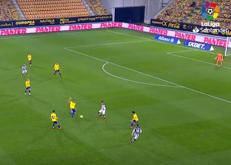 El que el Cádiz-Levante sea uno de los partidos de LaLiga se resume en este gol