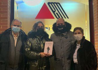 José Alberto López entrega los beneficios de su libro a ASBEM