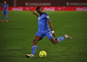 Nteka da un paso al frente