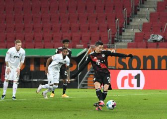 Un gol de penalti de Lewandowski da la victoria al Bayern