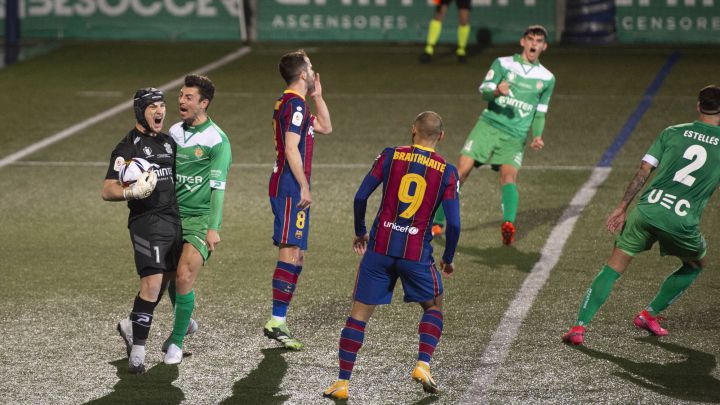 Cornellà - Barcelona: Ramón Juan, first goalkeeper to save two penalties against Barça