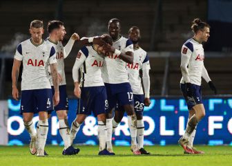 Bale y Winks sacan al Tottenham de un aprieto