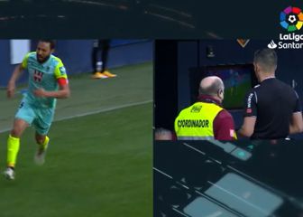 Se van a cargar el fútbol: el lío clamoroso del árbitro y del VAR en el Osasuna-Granada