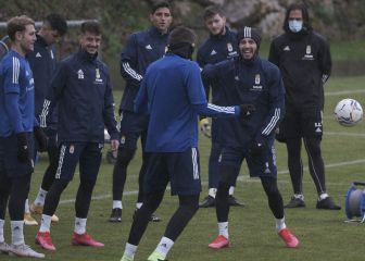 ​Tras la cesión de Riki, el Oviedo busca más salidas