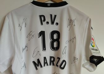 Las peñas del Valencia rechazan regalos del club