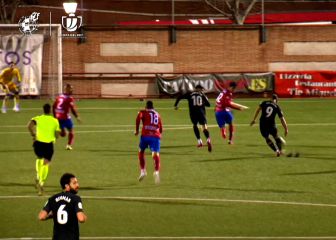 ¡Golazo antológico de Soldado! De vaselina desde el parking