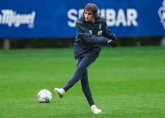 Bryan Gil, ante su Sevilla