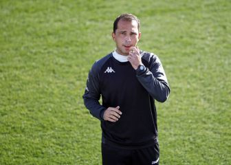 Esteve toma la alternativa ante un Mestalla con urgencias