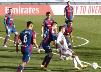 El Madrid se hace el 'hara-kiri'