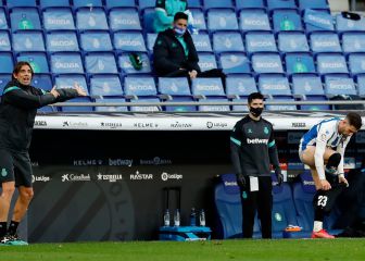 Un estriptis y dos incógnitas