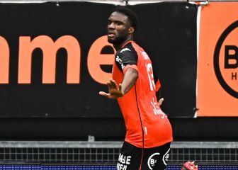 Moffi, el verdugo del PSG, se hizo delantero por vago