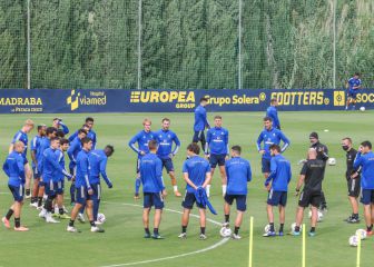 El Cádiz cierra el mercado sin el central que buscaba