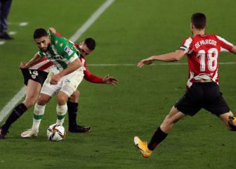 Aprobados y suspensos del
Betis: De la gloria al caos